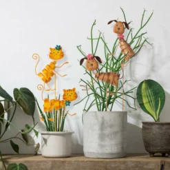 Enchanted Garden™ 17.7" Dog & Cat Garden Stake - Assorted Styles -The Thrive Yard Sales 2775345 scene